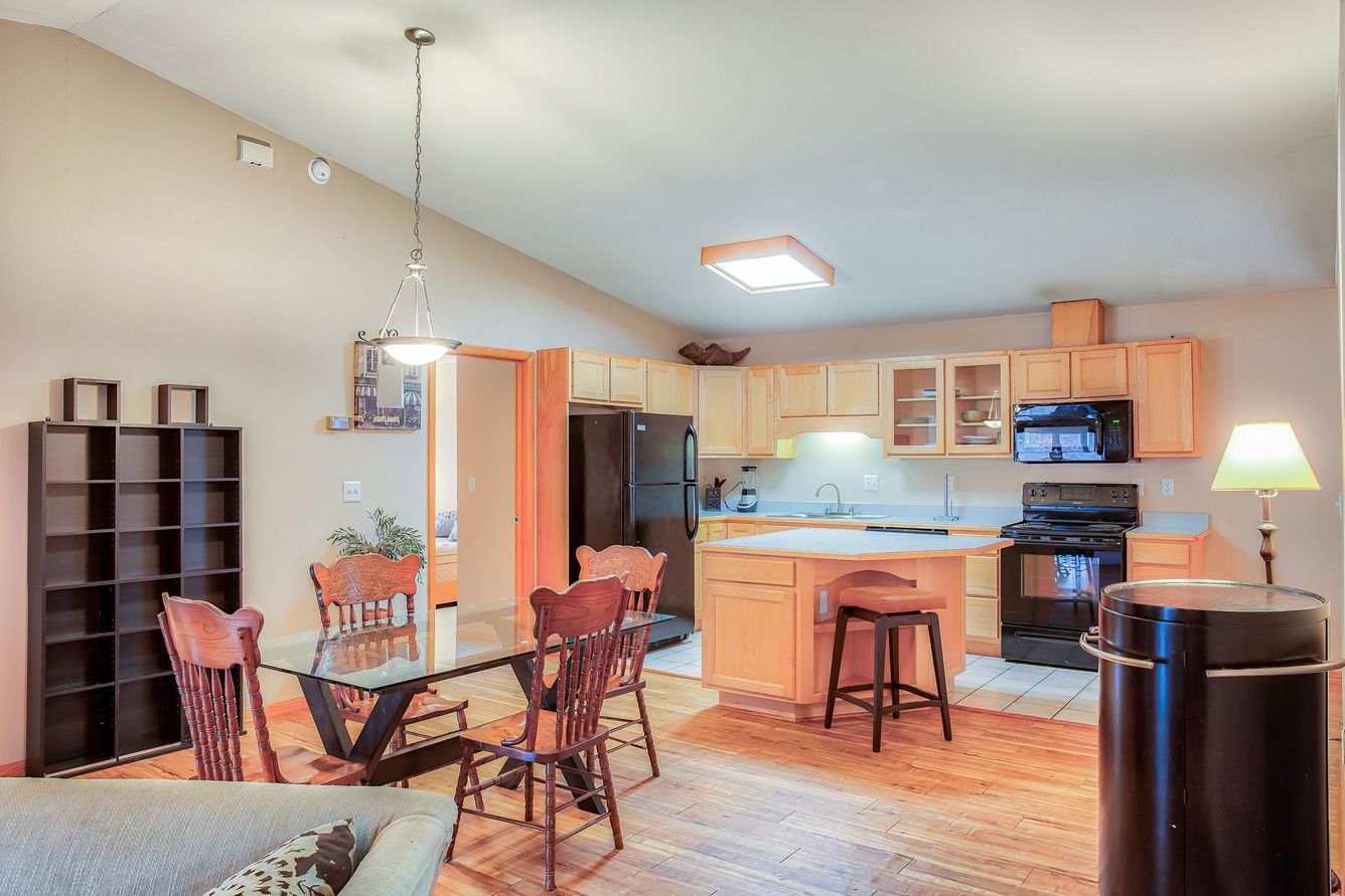 Apartments in Bloomington The Arbors Home