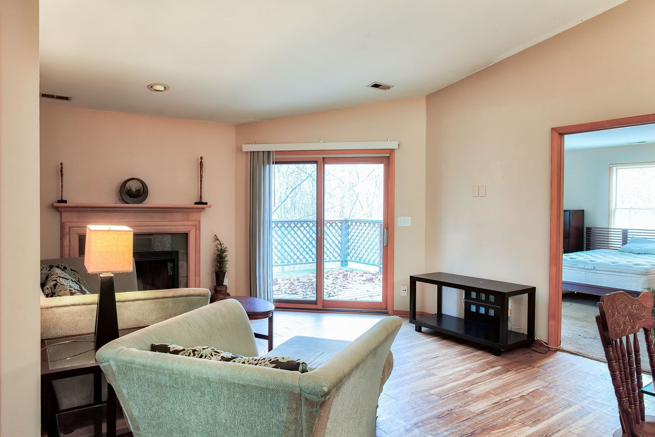 Apartments in Bloomington The Arbors Home