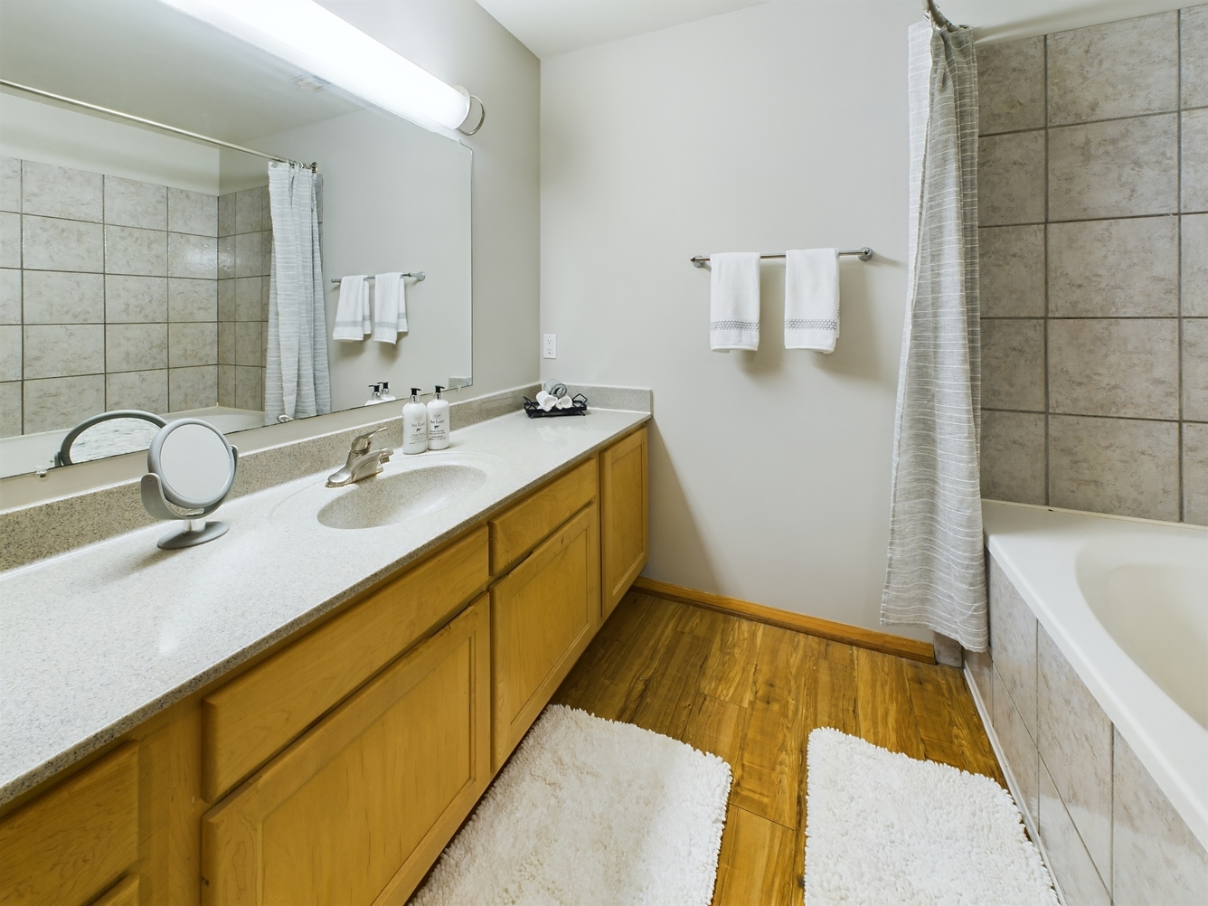 Apartments Complexes in Bloomington, IN The Arbors