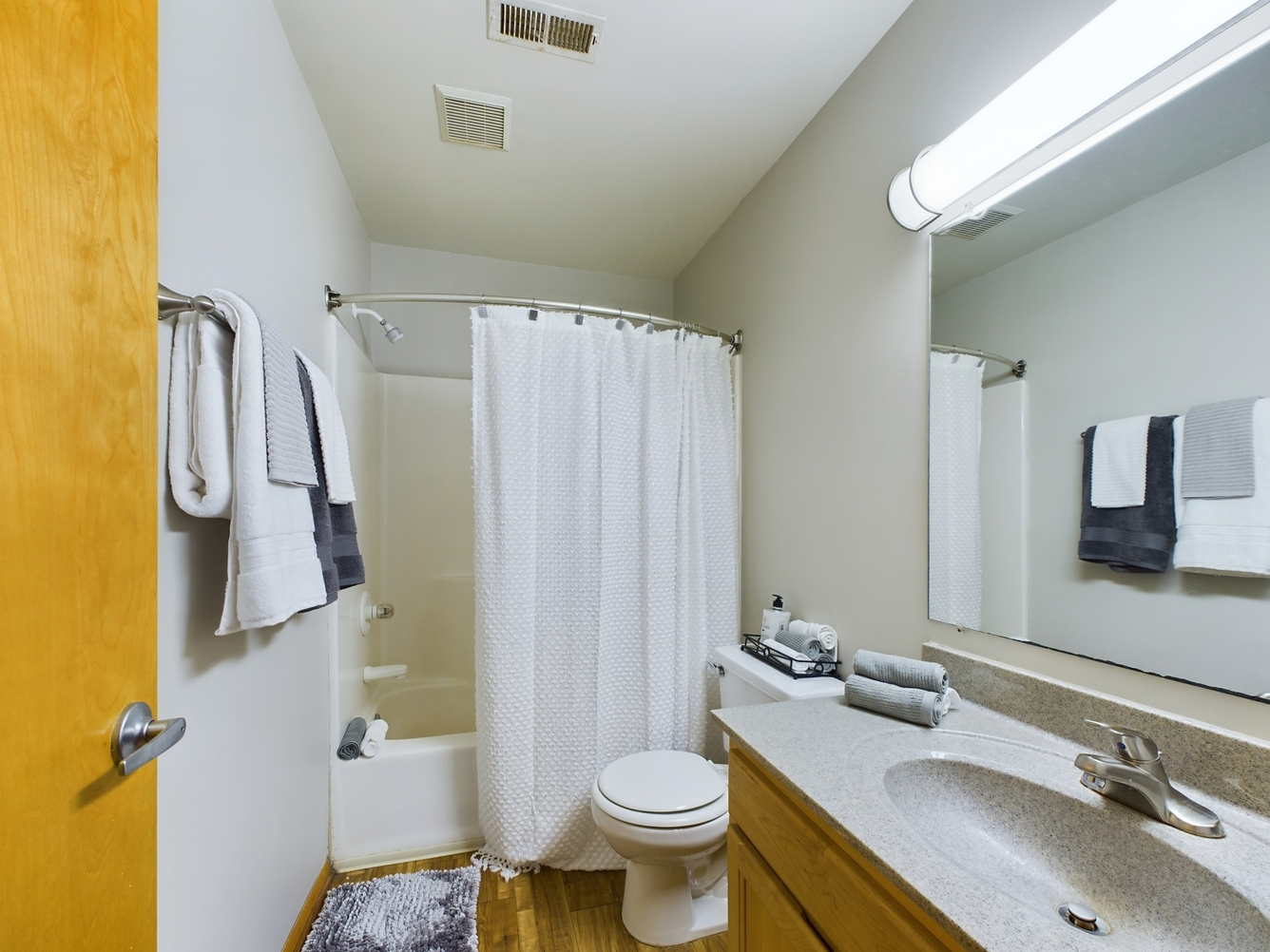 Apartments Complexes in Bloomington, IN The Arbors