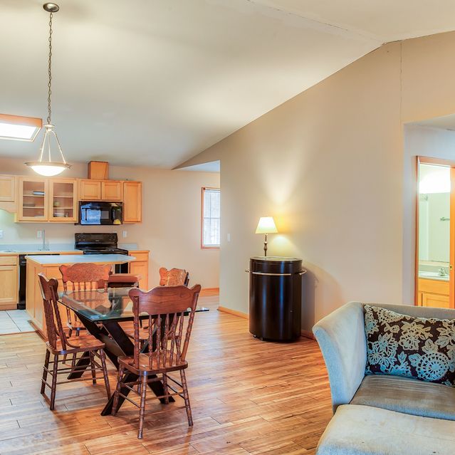 Apartments in Bloomington The Arbors Home